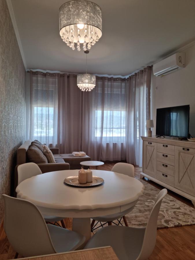 Apartman Anamarija Apartamento Banja Luka Exterior foto